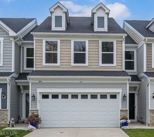 841 S Parkside Dr, Westlake, OH, 44145-1248 | Card Image