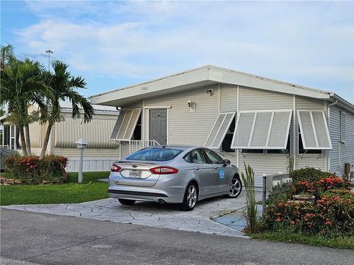 10818 Vireo Cir, ESTERO, FL, 33928 | Card Image