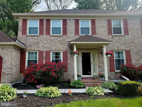 703 Sweetleaf Dr, WILMINGTON, DE, 19808-1944 | Card Image