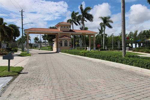 119-600 Layne Blvd, Hallandale Beach, FL, 33009-6506 | Card Image