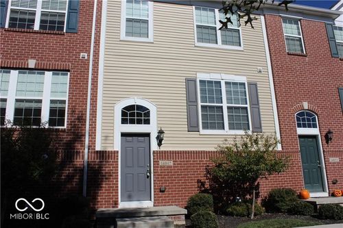 14047 Wimbleton Way, Fishers, IN, 46037-7400 | Card Image