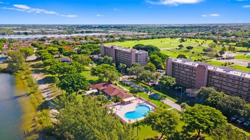 609-4570 Nw 18th Ave, Deerfield Beach, FL, 33064-1072 | Card Image