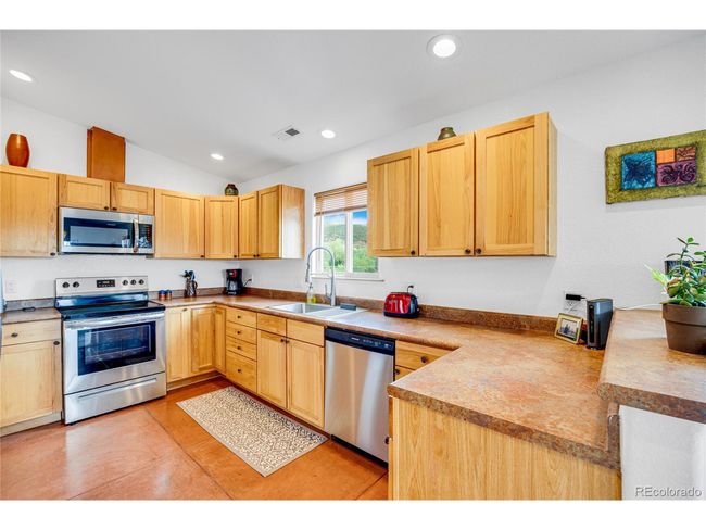 10 Taos Pl, House attached with 2 bedrooms, 2 bathrooms and null parking in Manitou Springs CO | Image 19