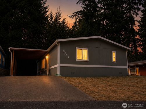 9039 Steele Creek Loop Ne, Bremerton, WA, 98311-9329 | Card Image