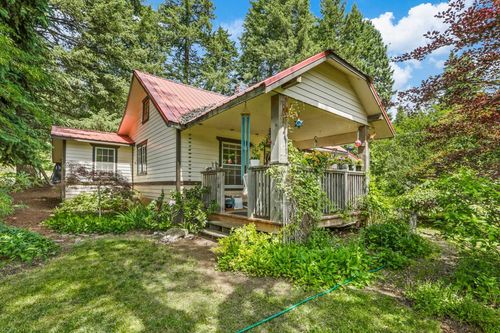 11 Camden Rd, Elk, WA, 99009-9521 | Card Image