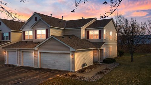 1667 Countryside Dr, Shakopee, MN, 55379-4527 | Card Image