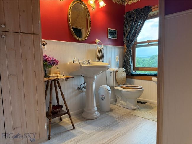 185 Howie Rd, House other with 2 bedrooms, 3 bathrooms and null parking in Big Timber MT | Image 30
