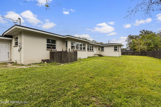 123 North Blvd E, House other with 3 bedrooms, 3 bathrooms and null parking in MACCLENNY FL | Image 22