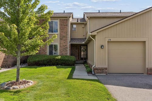 698 Tennyson Court, Rochester Hills, MI, 48307 | Card Image