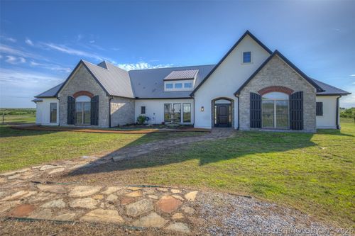 14850 N 28th East Ave, Skiatook, OK, 74070-1739 | Card Image