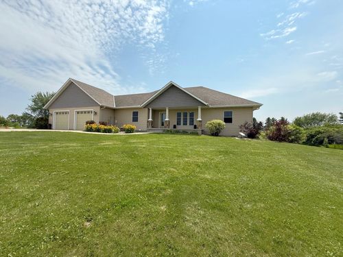 17216 County Road 5 Nw, New London, MN, 56273-9803 | Card Image