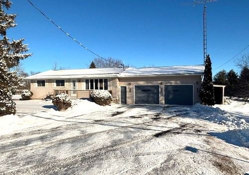 5314-5316 Highway 38, Harrowsmith, ON, K0H1V0 | Card Image