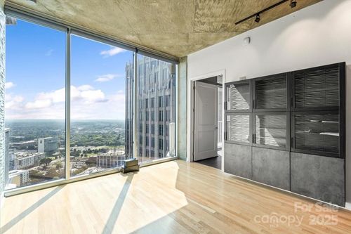 unit-3311-210 N Church St, Charlotte, NC, 28202-2389 | Card Image