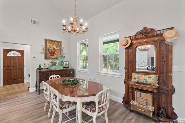 792 Alamo Beach Rd, House other with 6 bedrooms, 5 bathrooms and null parking in Pipe Creek TX | Image 11