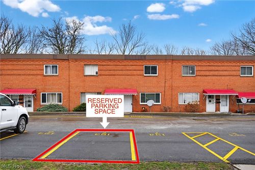 193 Dalepark Dr, Bedford, OH, 44146-4260 | Card Image