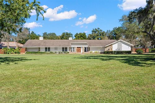 704 Centerbrook Dr, Brandon, FL, 33511-8072 | Card Image