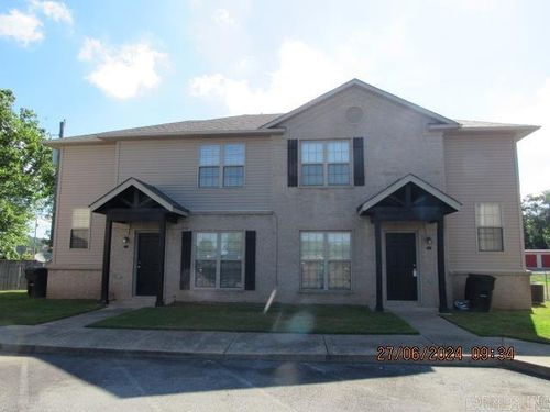 b-6 Eagles Nest Cv, Vilonia, AR, 72173-9054 | Card Image