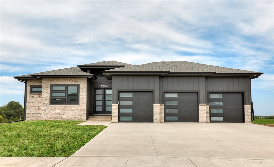 Arbor Ct, Ankeny, IA 50023
