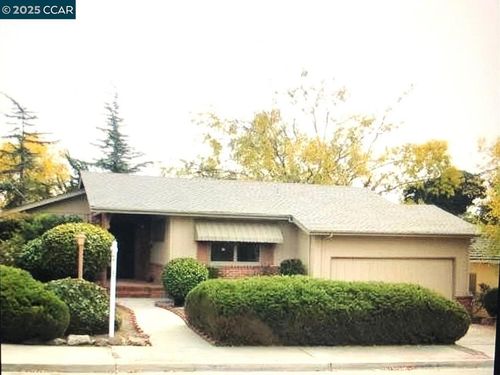 3317 Brookdale Blvd, Castro Valley, CA, 94546-1906 | Card Image