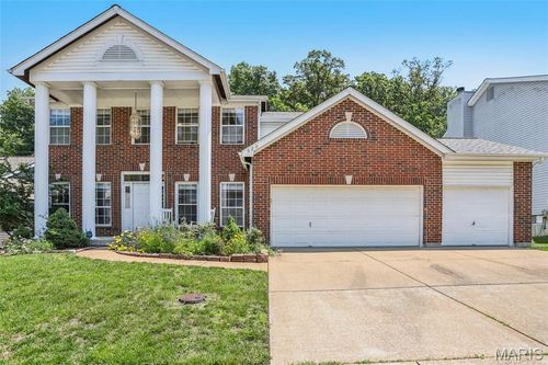 620 Legends View Dr, Eureka, MO, 63025-2093 | Card Image