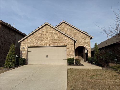 1638 Luckenbach Dr, Forney, TX, 75126-5106 | Card Image