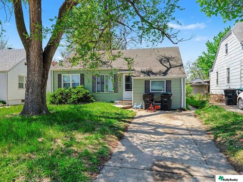 6860 N 31st Avenue, Omaha, NE, 68112 | Card Image