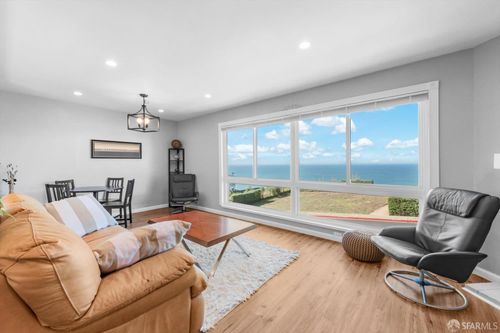 47 Longview Dr, Daly City, CA, 94015-4717 | Card Image