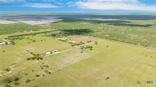 571 Fm 1360, Home with 3 bedrooms, 2 bathrooms and null parking in Woodsboro TX | Image 32