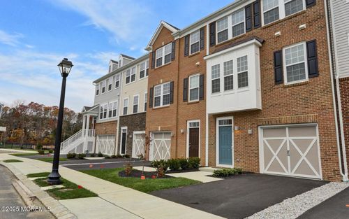 2004-146 Waypoint Dr, Eatontown, NJ, 07724-2184 | Card Image