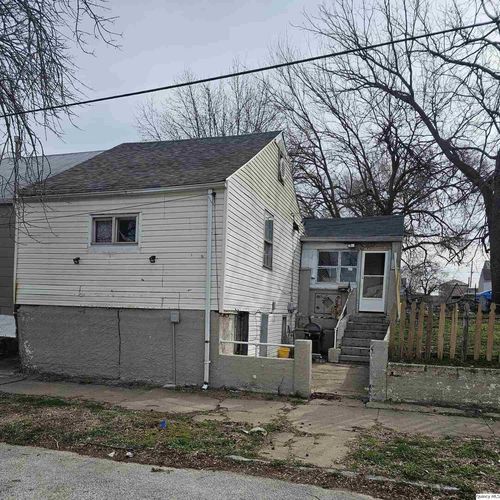 733 S 7th St, Quincy, IL, 62301-4871 | Card Image