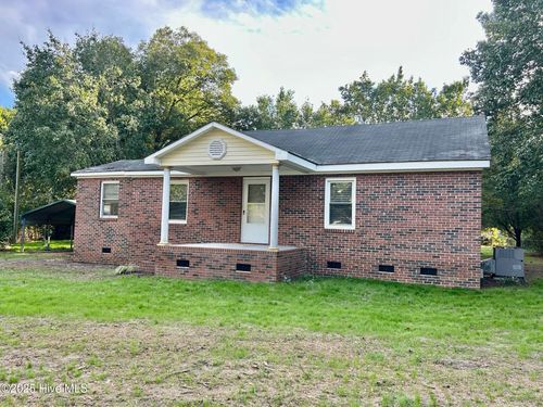 22480 Patricia St, Laurinburg, NC, 28352-6886 | Card Image