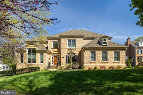 1411 Woodhurst Blvd, MCLEAN, VA, 22102-2234 | Card Image