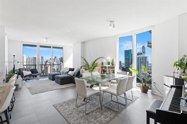 APT-3111 - 185 Sw 7 Th St, Condo with 3 bedrooms, 3 bathrooms and null parking in Miami FL | Image 8