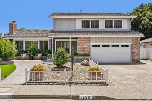 258 San Carlos Way, Novato, CA, 94945 | Card Image