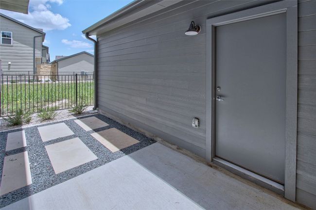 5907 Rotunda View View, House other with 3 bedrooms, 3 bathrooms and 2 parking in Austin TX | Image 23