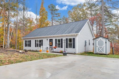 107 Pine Ridge Rd, Hardy, VA, 24101-3157 | Card Image