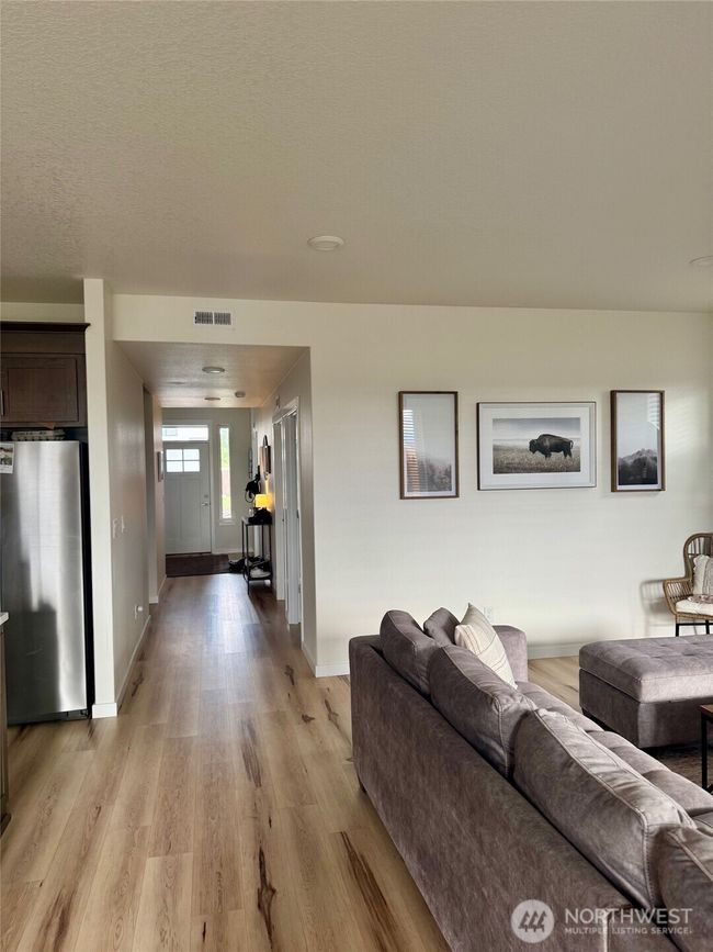 Hallway from Great Room | Image 9