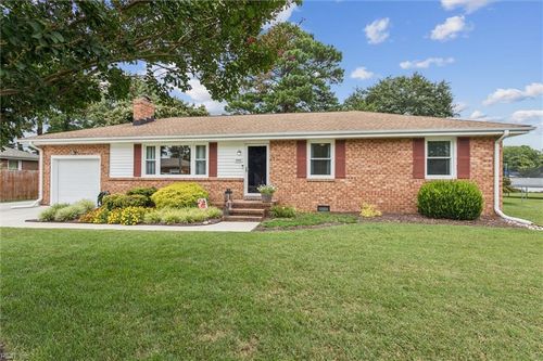 4104 Pinta Dr, Chesapeake, VA, 23321-2028 | Card Image