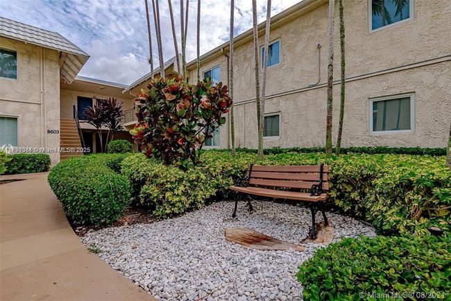 APT-26 - 8607 Sw 68 Th Ct, Condo with 2 bedrooms, 1 bathrooms and null parking in Pinecrest FL | Image 15