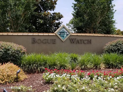 309 Seafarer St, Newport, NC, 28570-5098 | Card Image