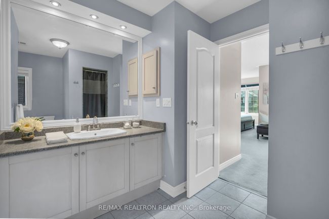 172 Denise Cir, House attached with 4 bedrooms, 4 bathrooms and 2 parking in Newmarket ON | Image 23