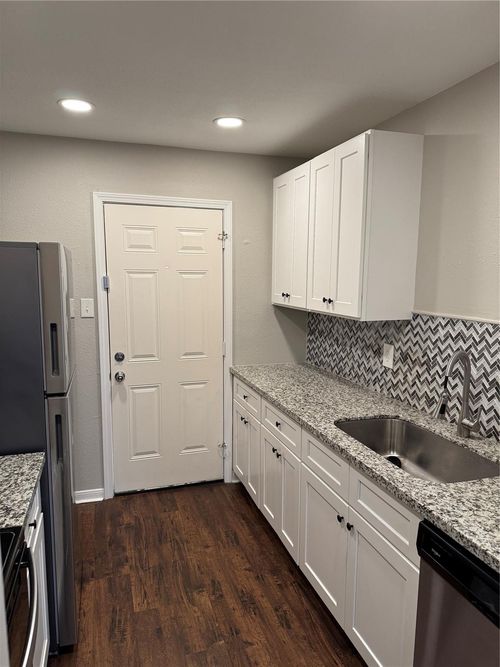 apt-72-7700 Creekbend Dr, Houston, TX, 77071-1730 | Card Image