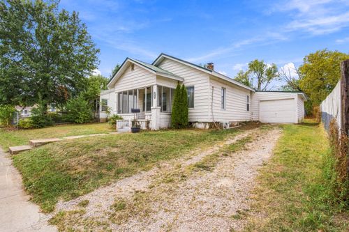 512 9th St, Monett, MO, 65708-1774 | Card Image