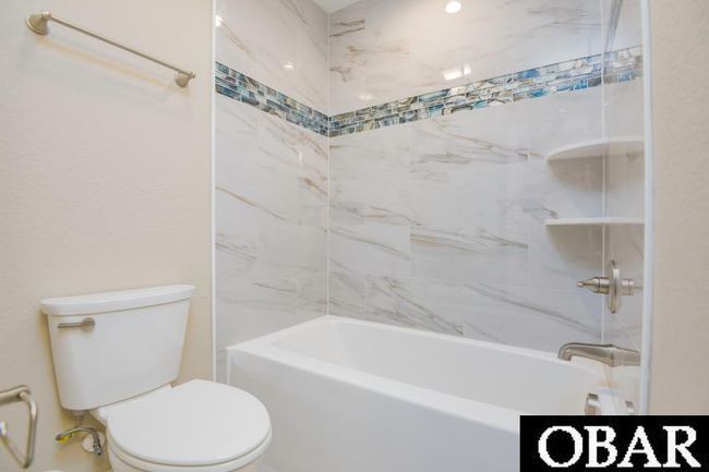 D - 105 Colington Point Cir, Townhouse with 3 bedrooms, 4 bathrooms and null parking in Kill Devil Hills NC | Image 31