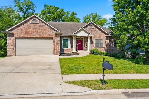 3903 Deerfoot Way, COLUMBIA, MO, 65203-6761 | Card Image