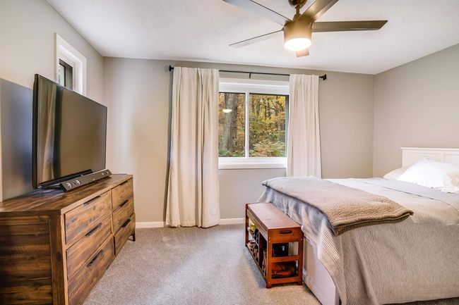 8 Windsor Blvd, House other with 3 bedrooms, 3 bathrooms and null parking in Londonderry NH | Image 16