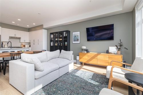 72-255 Caspian Dr, Colwood, BC, V9C0R9 | Card Image