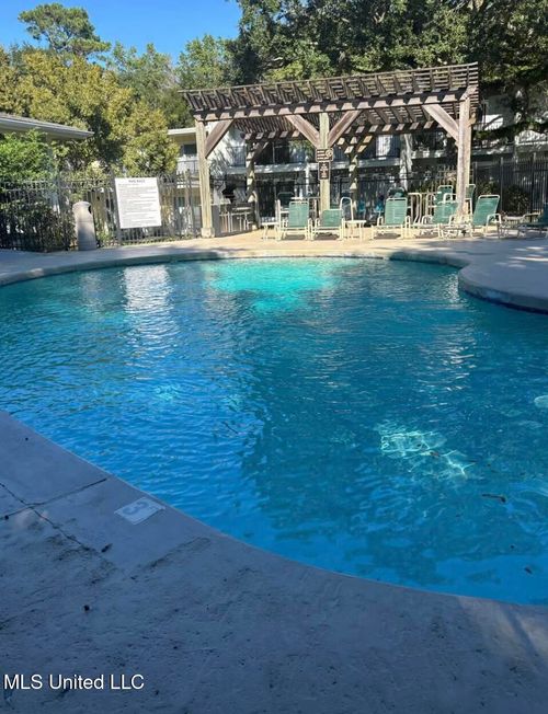 apt-4-3230 Cumberland Rd, Ocean Springs, MS, 39564-3214 | Card Image