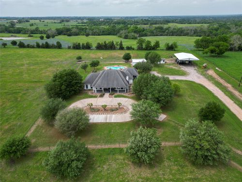 939 Old Nelsonville Rd, Bellville, TX, 77418-9409 | Card Image