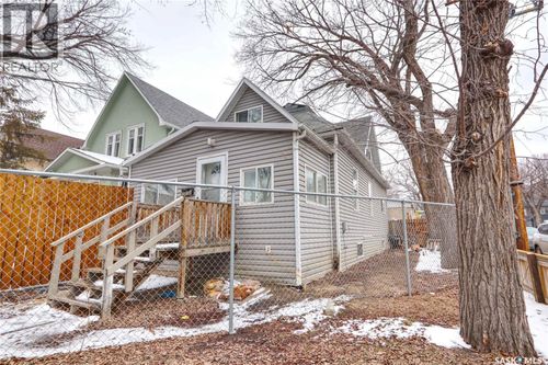 1879 St John St, Regina, SK, S4P1S1 | Card Image